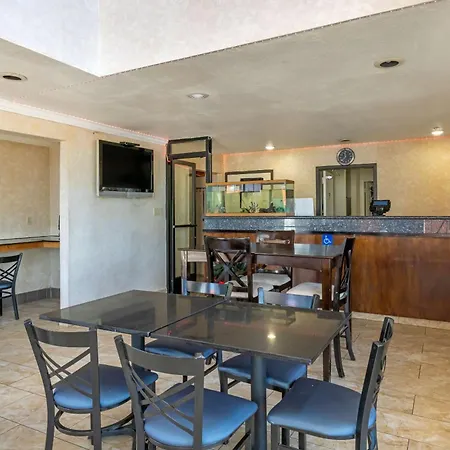 Econo Lodge Moreno Valley-2