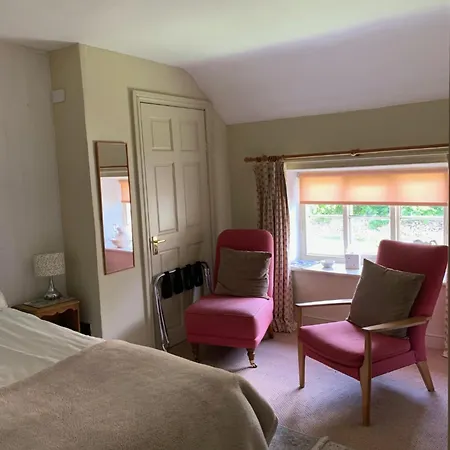 Manor Farm Bed & Breakfast-3