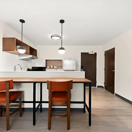 Everhome Suites Huntsville - Research Park-3