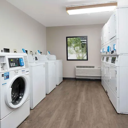 Extended Stay America Suites - San Rafael - Francisco Blvd East-2