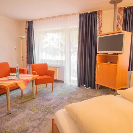 Landkomfort Hotel Elsenmann Garni-3