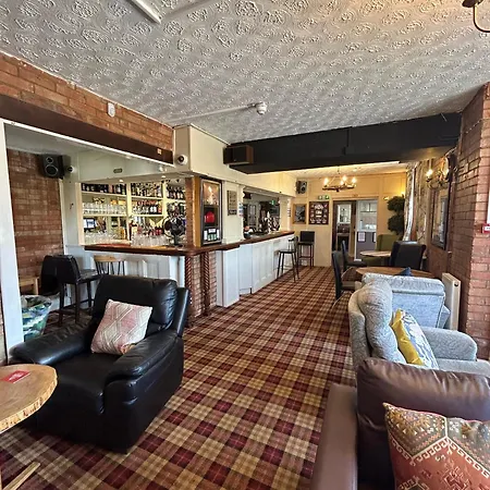 Halfway House Inn Country Lodge-3