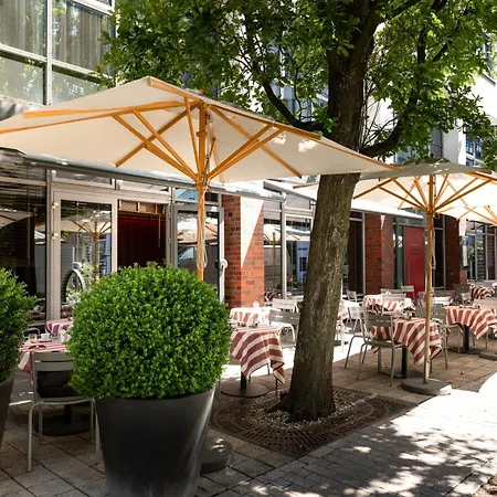 The Madison Hotel Hamburg-3