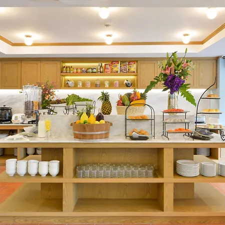 Oakwood Hotel & Residence Bangkok-3