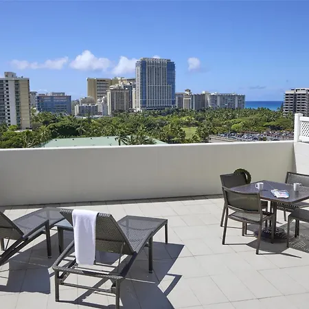 Doubletree By Hilton Alana - Waikiki Beach-2