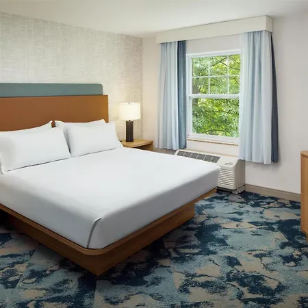Hampton Inn & Suites North Conway-3