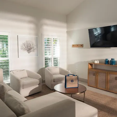 Islander Resort-2
