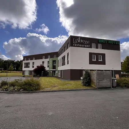 Brit Hotel Saint-Méen-le-Grand en Brocéliande-2