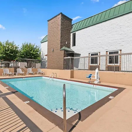 Quality Inn Hixson-Chattanooga-3