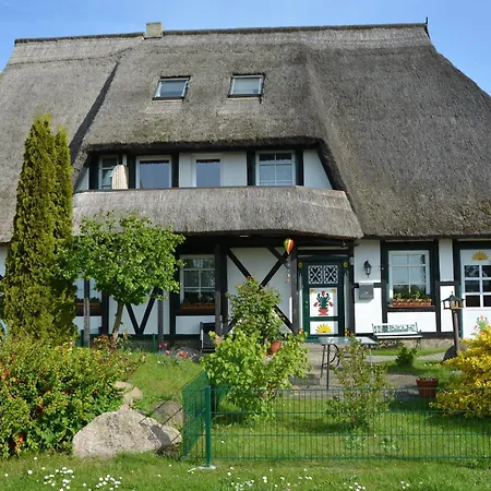 Reethaeuser Auf Ruegen-2