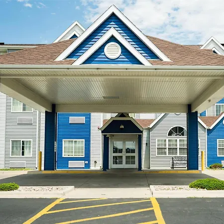 Microtel Inn & Suites Cheyenne-3