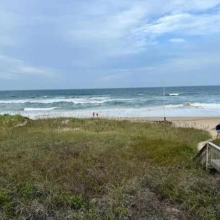 New 2026-Ocean Sands Beach Boutique Inn-24Hr Sauna And Salt-Mineral Pool-Free Beach Bikes And Famous Beach-Fresh Baked Cookies-Popcorn-In Room Bathrobes-Sunscreen-65 Inch Tvsnetflix-Bedside Candy-Free Laundry- 4 Grand Black Beds-Call & Save-1-252-Aha-3