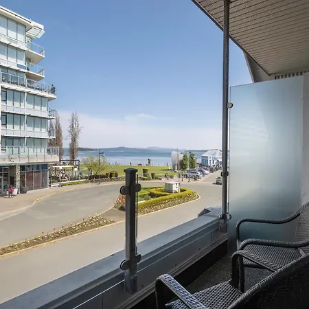 Sidney Waterfront Inn & Suites-3