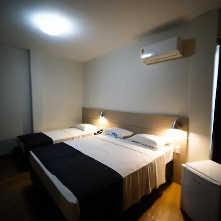 Hotel Valerim Itajai / Navegantes-3