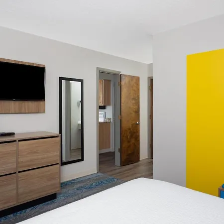 Days Inn And Suites By Wyndham Downtown Missoula-University-2