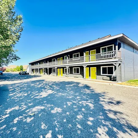 The Beaverhead Lodge-2