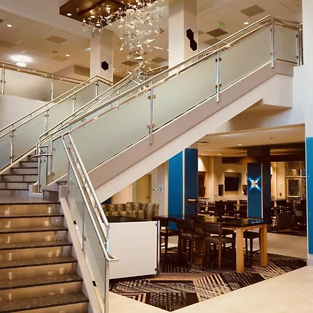 Holiday Inn Express & Suites - Aurora Medical Campus By Ihg-2