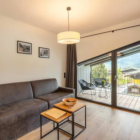 Emma Deluxe Aparthotel, Aircondition, Ganzjaehrig Beheizter Aussenpool & Skibus Direkt Vor Der Tuer-2