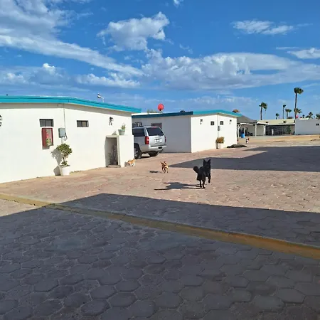 #39 Bungalow Seaside Hotel & Victors Rv Park-3