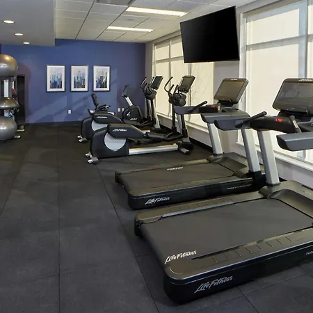 Towneplace Suites By Marriott Hamilton-3
