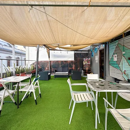 Tenerife Art Hostel-2