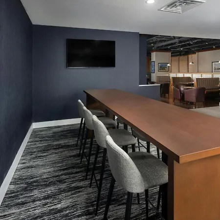 Four Points By Sheraton Kansas City Airport-2