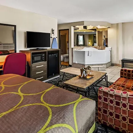 Super 8 By Wyndham Independence Kansas City-2