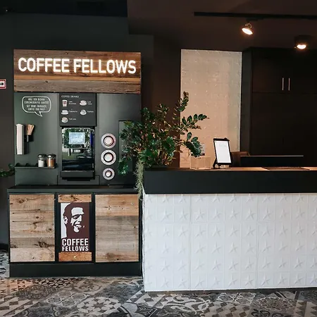 Coffee Fellows Hotel Puchheim-2
