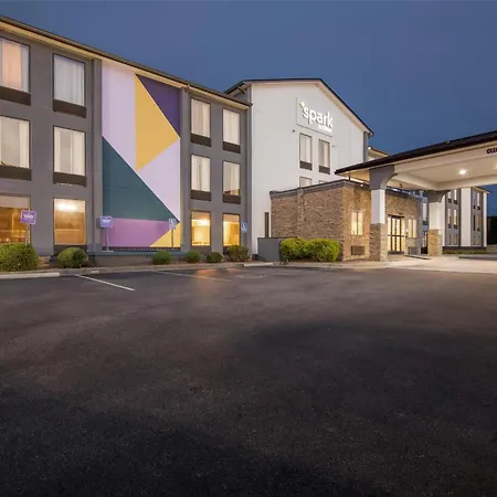Spark By Hilton Roanoke Civic Center-2