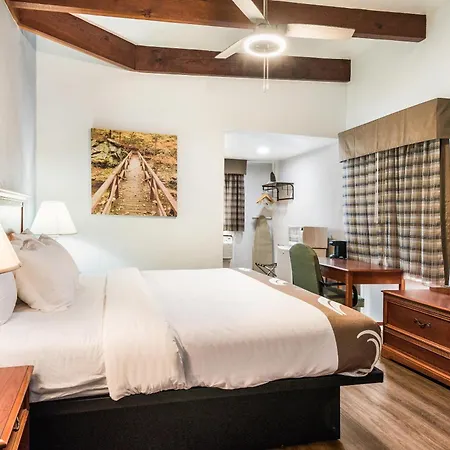 Quality Inn - On The Lake Clarksville-Boydton-2