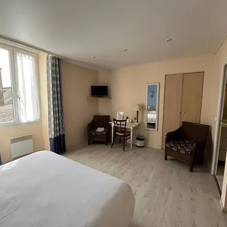 Logis Le Bretagne-2