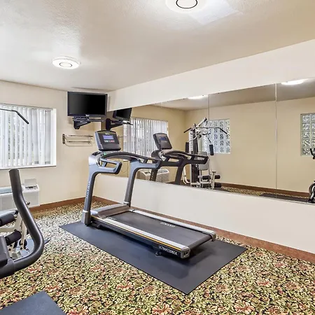 Guesthouse Inn & Suites Kelso/Longview-2