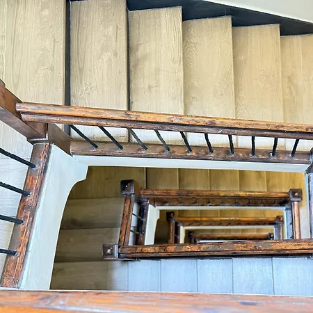 Le Petit Hostel-3