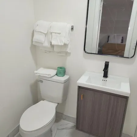 Economy Inn-3