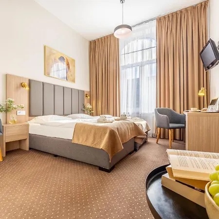 Hotel Lothus-3