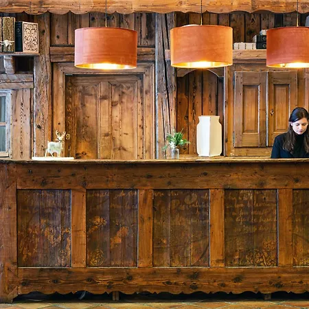 Hotel Les Suites Du Montana By Les Etincelles-2