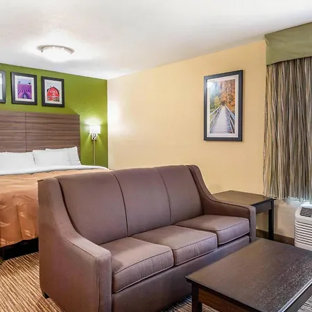Quality Inn & Suites Brandenburg - Fort Knox-2