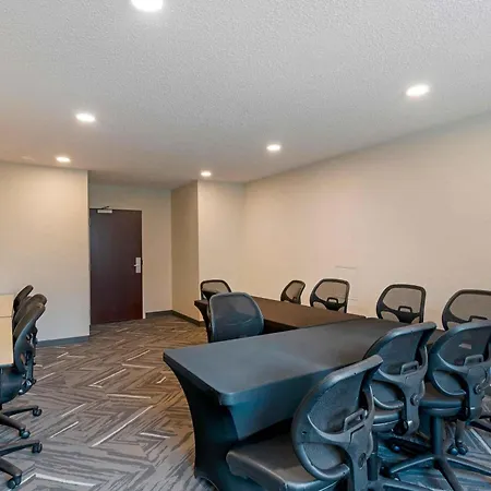 Extended Stay America Suites - Philadelphia - Plymouth Meeting - East-3