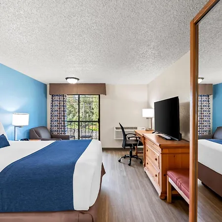 Baymont By Wyndham Yakima Riverfront-2