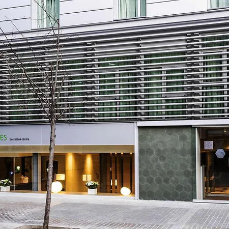 Ibis Styles Barcelona Centre-2