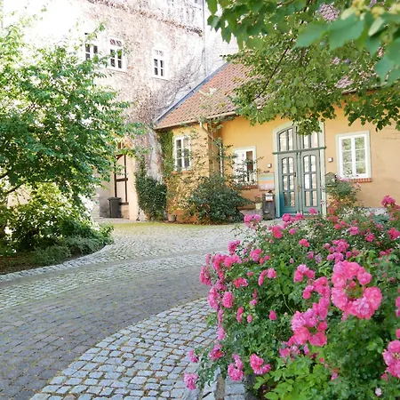 Schloss Goldacker - das Schloss der Gesundheit-2