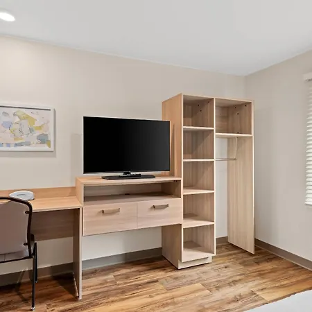 Woodspring Suites Richmond Airport-3