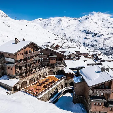 Hotel Les Suites Du Montana By Les Etincelles-2