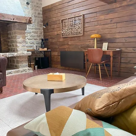 Logis Hotel & Restaurant - Auberge De L'Abbaye-2