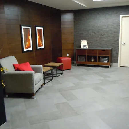 Four Points By Sheraton Edmundston Hotel & Conference Center-2
