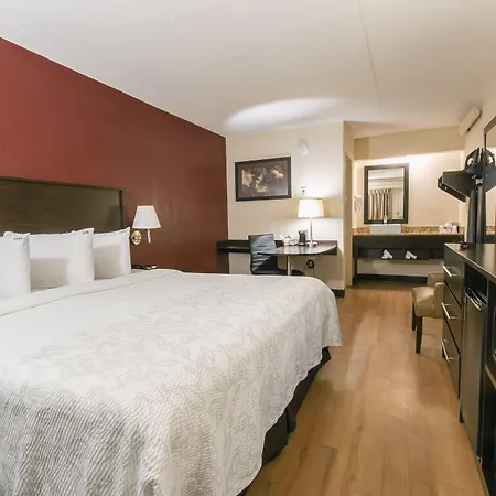 Red Roof Inn Plus+ Baltimore North - Timonium-3