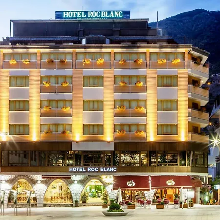 Roc Blanc Hotel&Spa-2