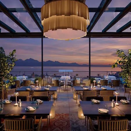Royal Savoy Hotel & Spa-2
