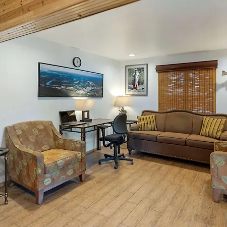 Best Western King Salmon Inn-3