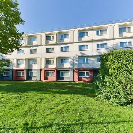 Golden Tulip Roissy Saint Witz-3